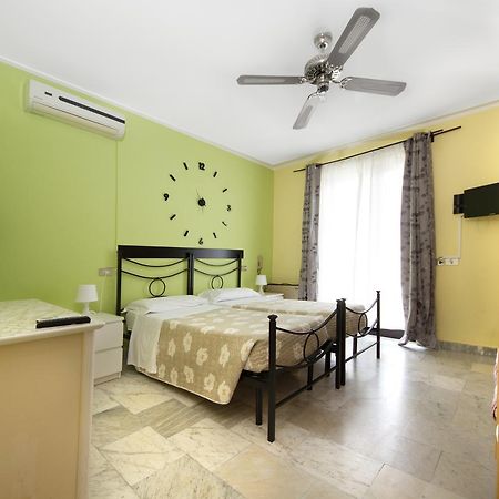 Olympic Kosher Holidays Hotel Sirmione Eksteriør billede