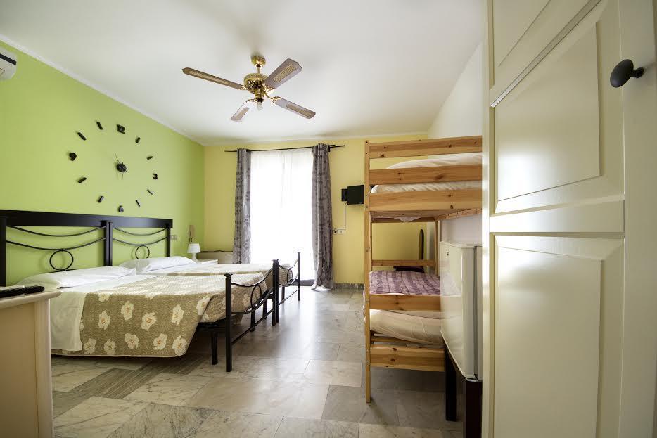 Olympic Kosher Holidays Hotel Sirmione Eksteriør billede