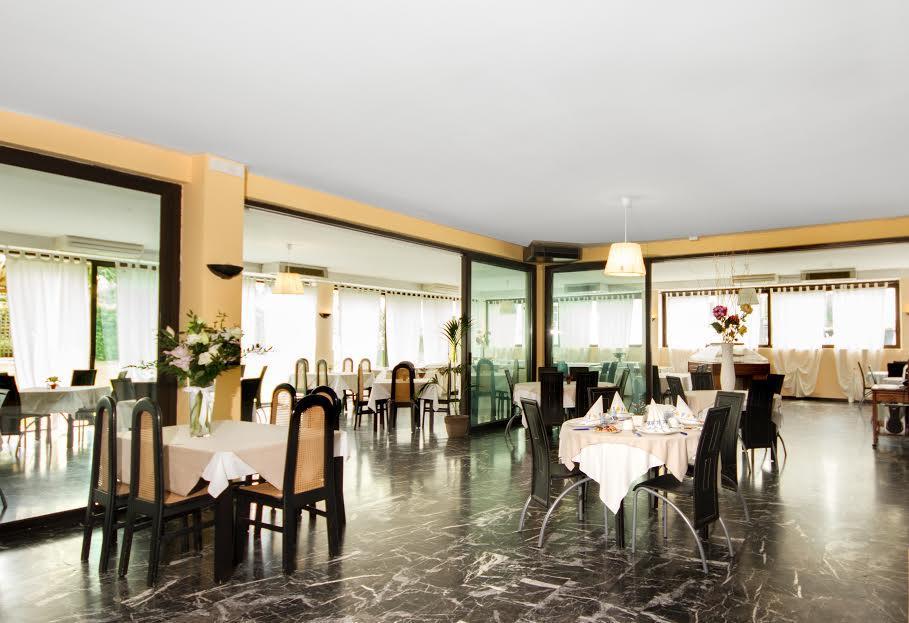 Olympic Kosher Holidays Hotel Sirmione Eksteriør billede